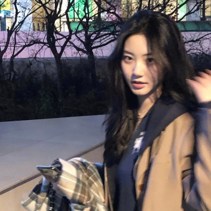 凯旋在子夜